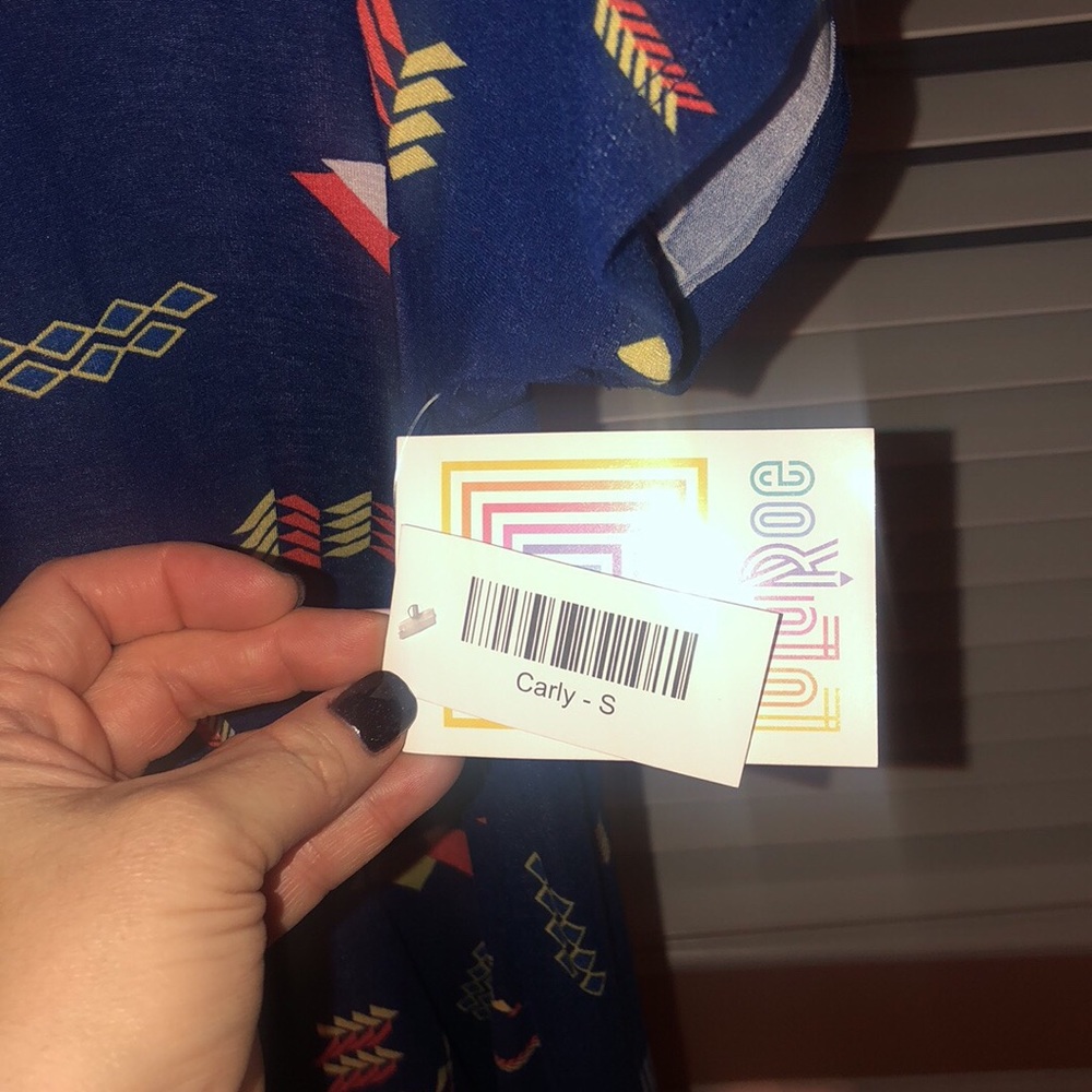 LulaRoe Carly New w/tags! - Picture 2 of 2